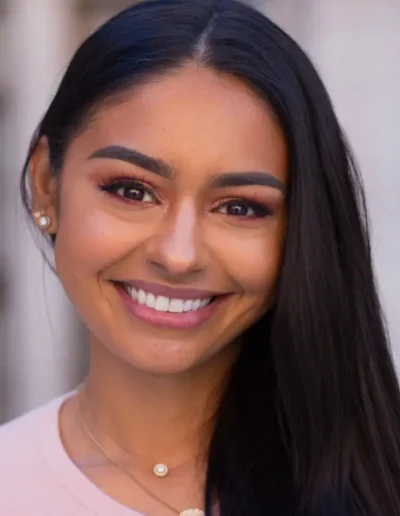Nelufar Hedayat